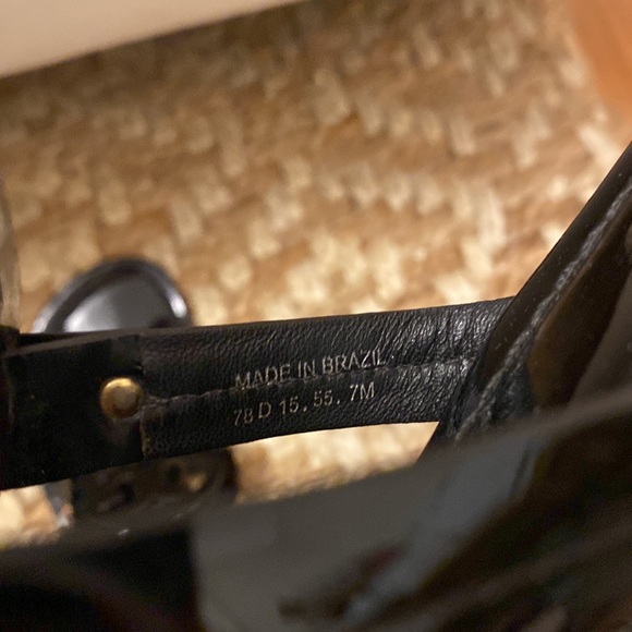 TORY BURCH Miller Medallion Patent Leather Sandal - Picture 6 of 6